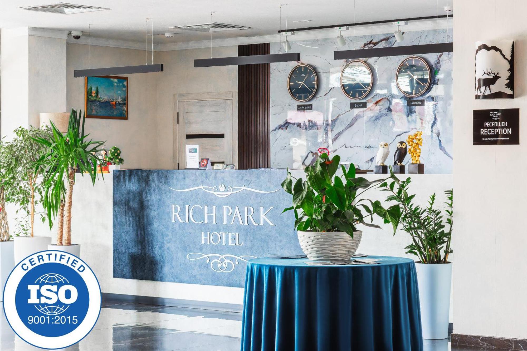 Rich Park Hotel Tasjkent Eksteriør billede
